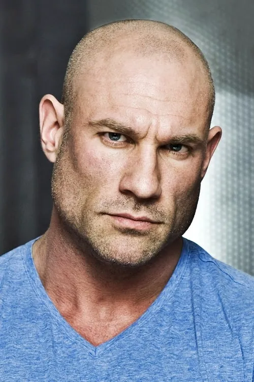 Nicolas Grimes interpretando a Rodney Baker