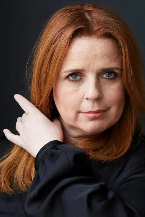 Nicole Johannhanwahr interpretando a Jacobs Mutter