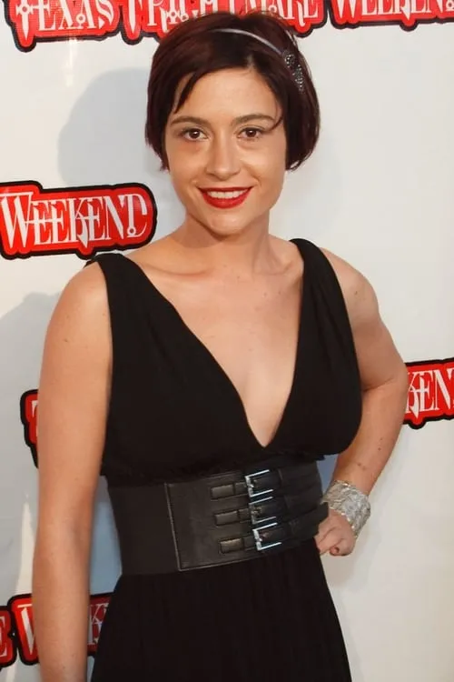 Katy Marie Johnson ha trabajado con Nicole Rae en 1 ocasiones