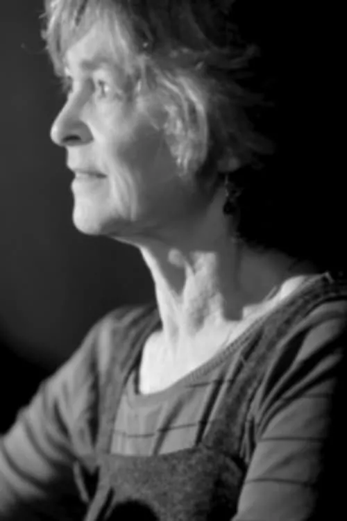 Nicolette Picheral interpretando a Marie-Louise Vuillard