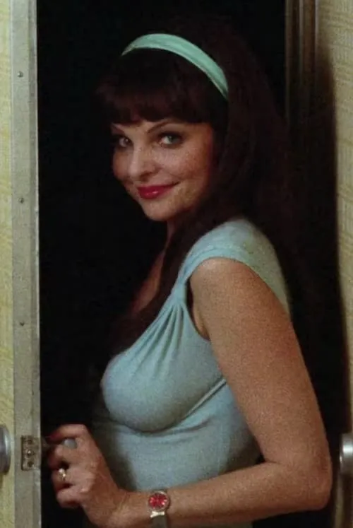 Jon Shank ha trabajado con Nicolle Riddell en 1 ocasiones