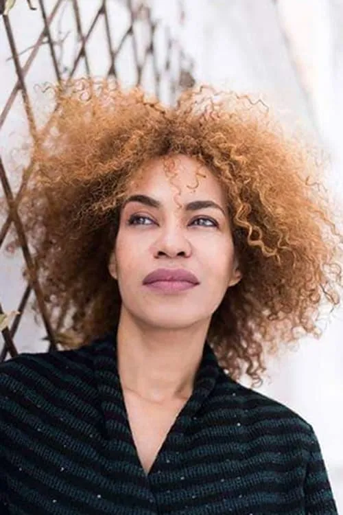 Niki Sereti — personaje: Gloria