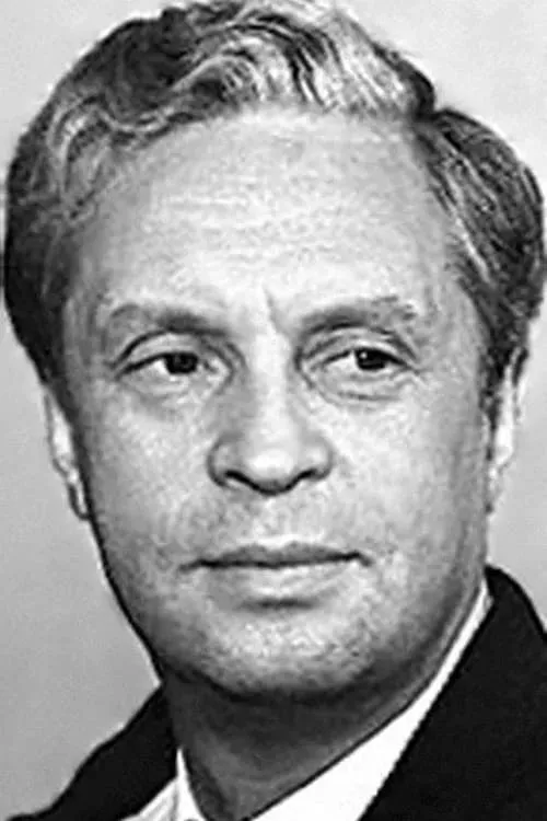 Nikita Kondratyev interpretando a 