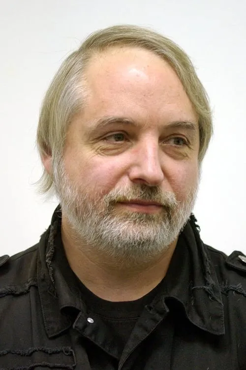 Nikita Petrov interpretando a Himself - historian