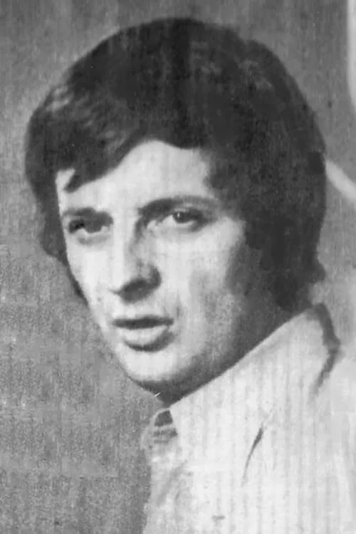 Nikola Janić Kokan interpretando a