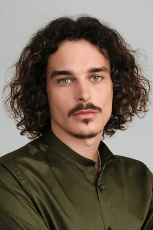 ??µ?t??? ??ts?? ha trabajado con Nikos Koukas en 1 ocasiones