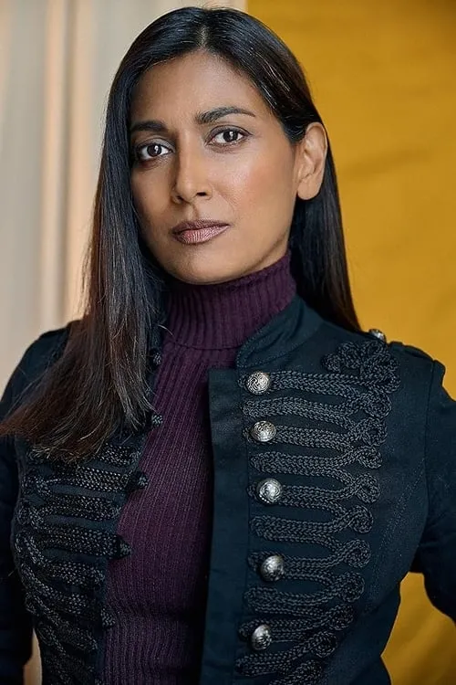 Sian Reeves ha trabajado con Nimmi Harasgama en 1 ocasiones