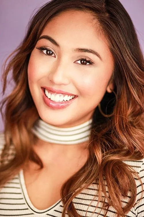 Nina Gosiengfiao en su biografía y filmografía