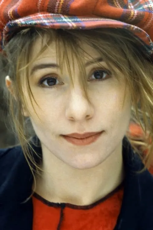 Nina Morato interpretando a Marie