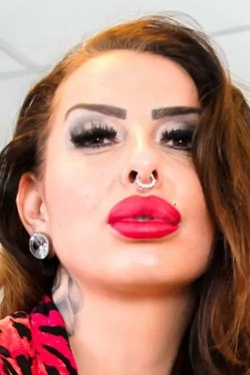 Shawn Kane ha trabajado con Nina Vegas en 2 ocasiones