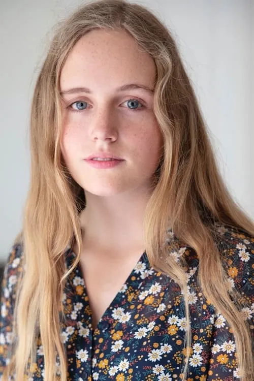 Ninon François interpretando a Tess