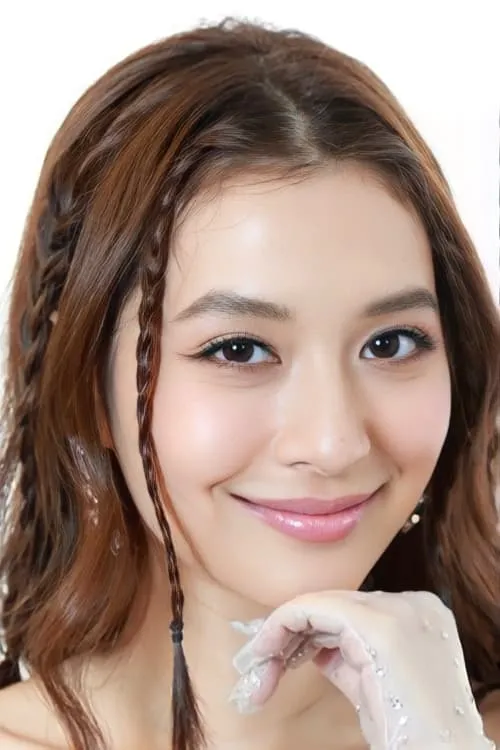 นิษฐา จิรยั่งยืน interpretando a Fa