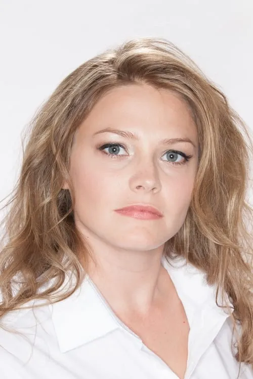 Adam Noble Roberts ha trabajado con Noelle Ann Mabry en 2 ocasiones