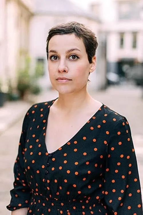 Nora Bouazzouni — personaje: Nora