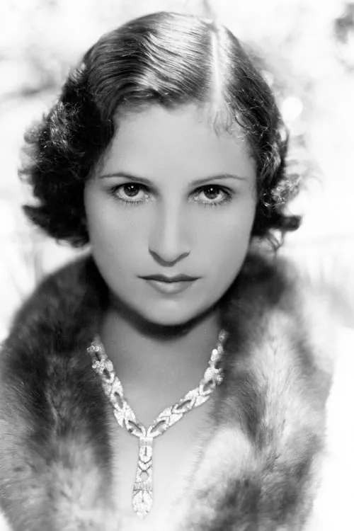 Julius Strobl ha trabajado con Nora Gregor en 1 ocasiones