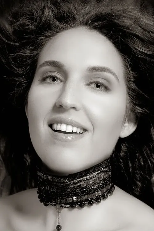 Julia Rempe ha trabajado con Norah Amsellem en 1 ocasiones