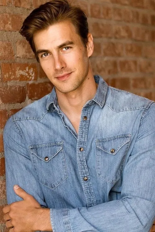 Tyler Crispen ha trabajado con Norbi Novak en 1 ocasiones