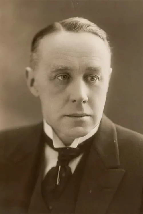 Norman McKinnel interpretando a Chief Inspector Tanner