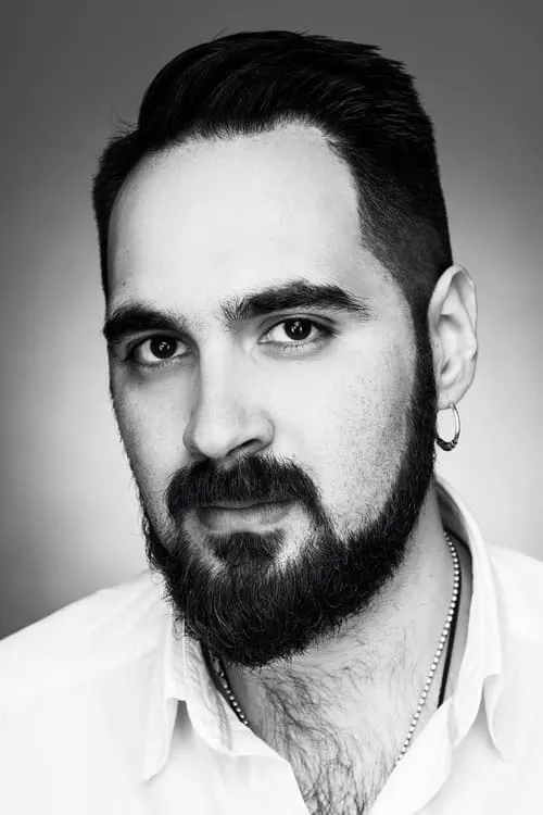 Andrii Zhurba ha trabajado con Novruz Hikmet en 1 ocasiones