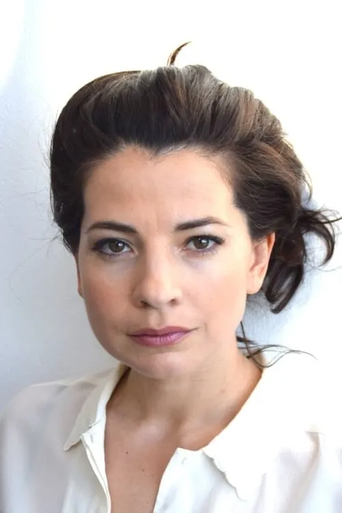 Nyncke Beekhuyzen interpretando a Yvonne Brugman