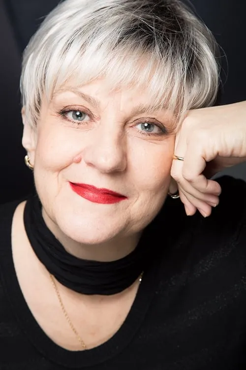 Jaason Simmons ha trabajado con Oana Ștefănescu en 2 ocasiones