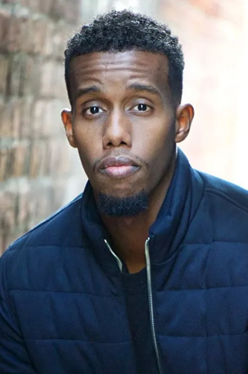 Obssa Ahmed interpretando a Jax