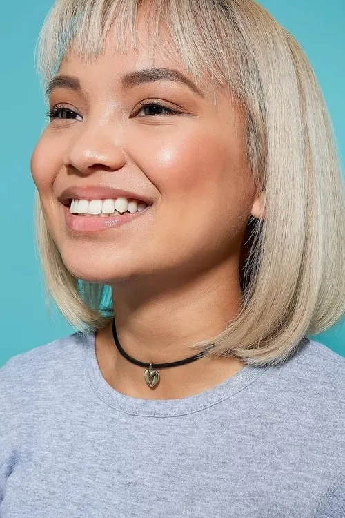 Ocean Navarro interpretando a Jess