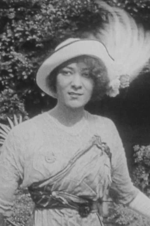 Walker Thompson ha trabajado con Odessa Warren Grey en 1 ocasiones