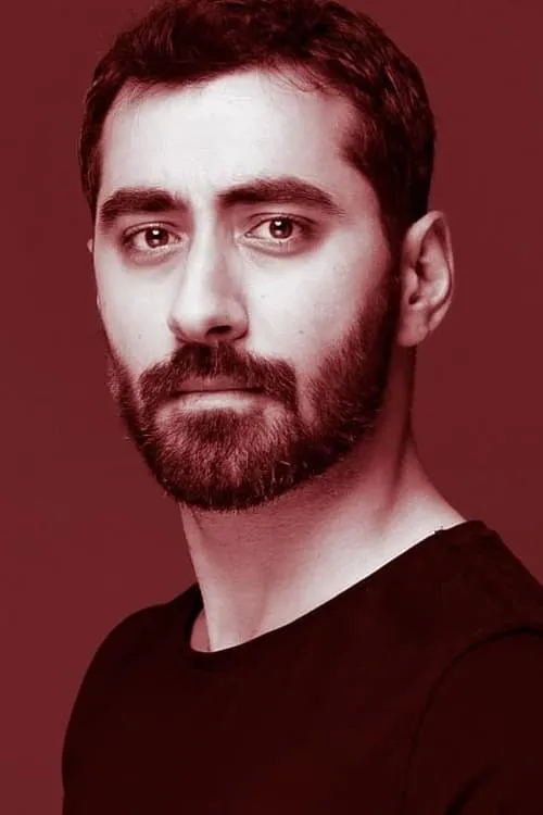 Ismet Kapisiz ha trabajado con Oğuz Öztekin en 1 ocasiones