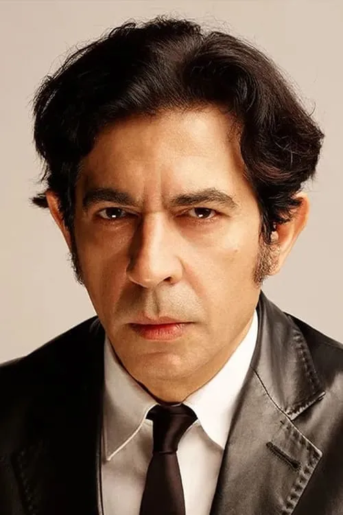 Üstün Asutay ha trabajado con Okan Bayülgen en 1 ocasiones