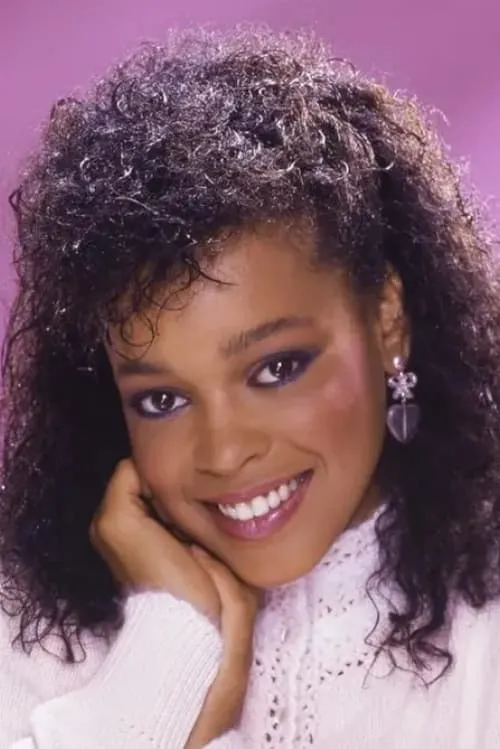 Ola Ray interpretando a Self