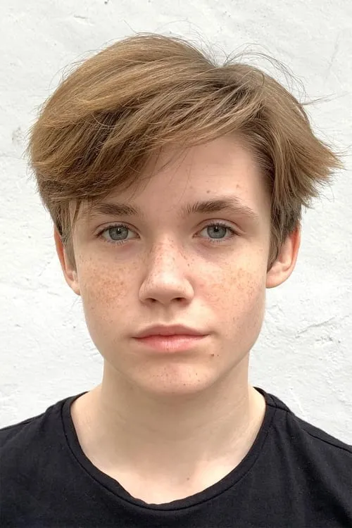 ???? ???? ha trabajado con Олег Чугунов en 1 ocasiones