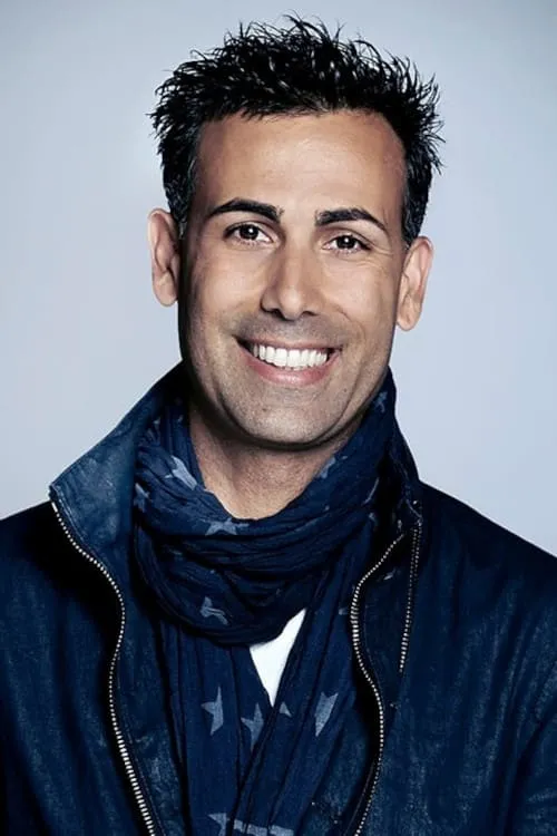 Oliver 'Ali' Nejad — personaje: Himself - Commentator