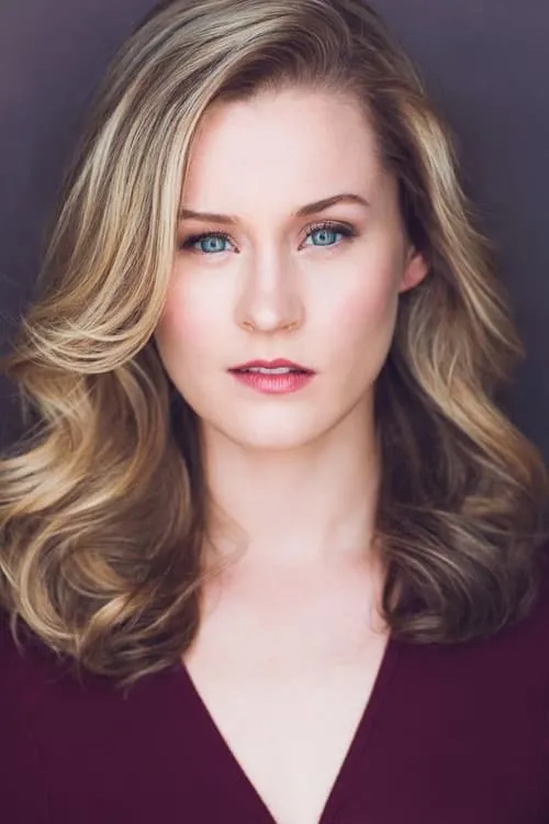 Olivia Howell interpretando a Annabel