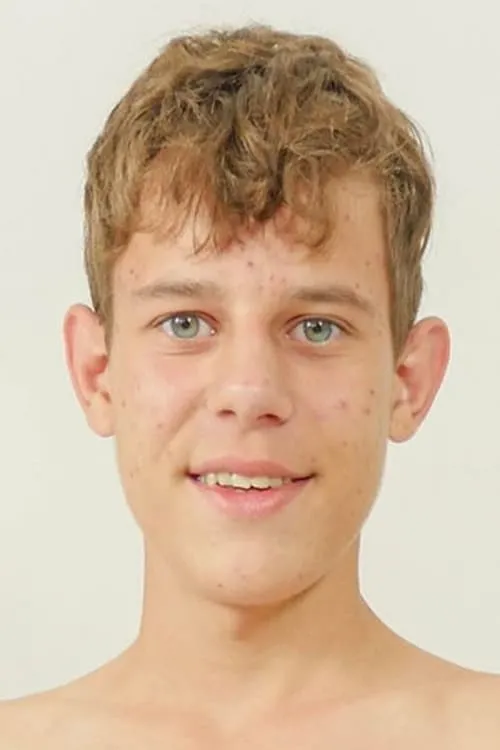 Neo Davis ha trabajado con Ollie Barn en 1 ocasiones