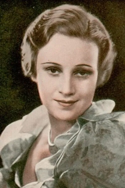 Olly von Flint interpretando a Mary Allen