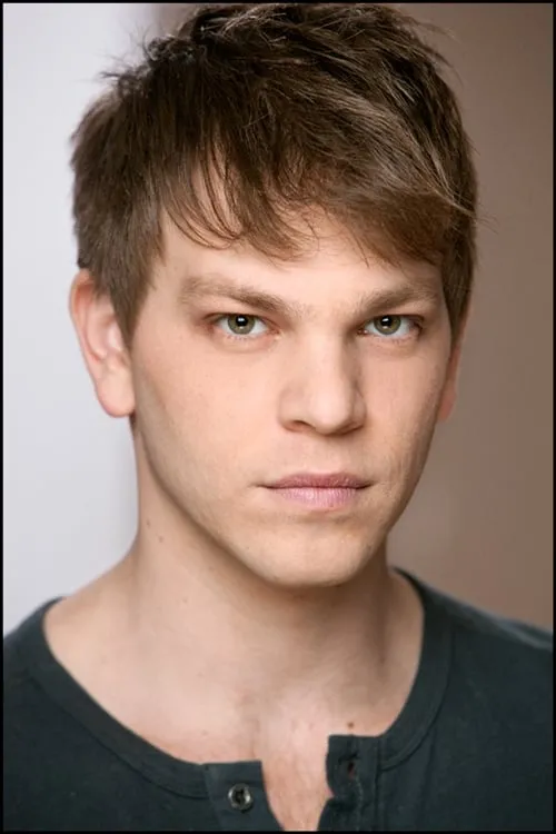 Omer Barnea interpretando a Gregori