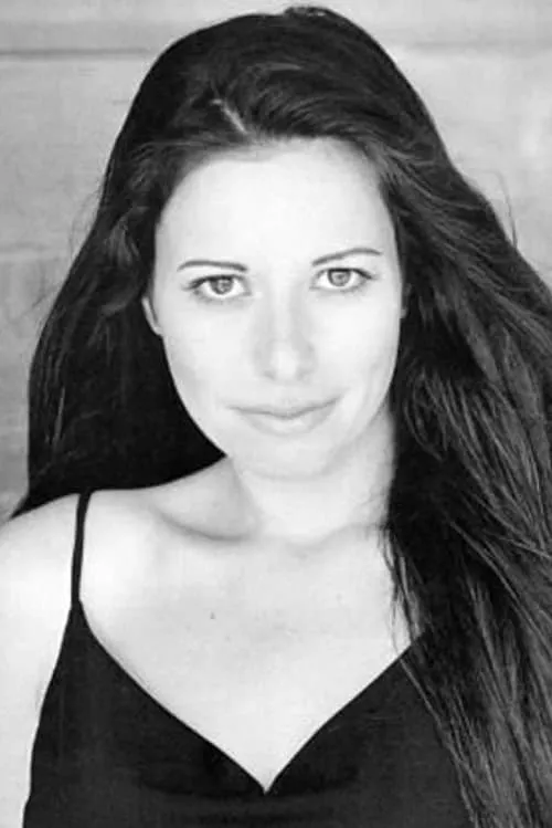 Orly Tepper interpretando a Tillie