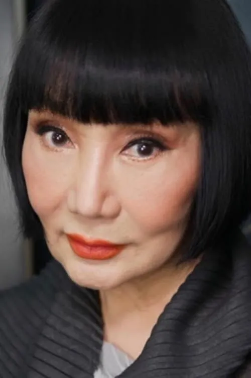 Jerasak Pinsuwan ha trabajado con Ornnapa Krissadee en 1 ocasiones