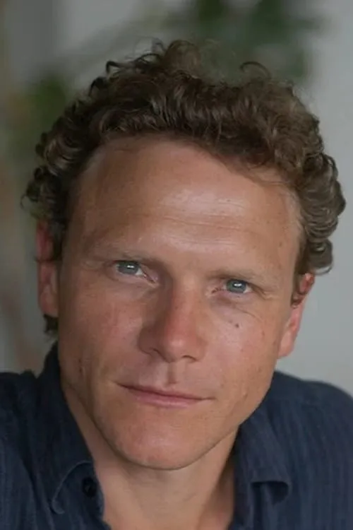 Zafer Diper ha trabajado con Oscar Pearce en 1 ocasiones