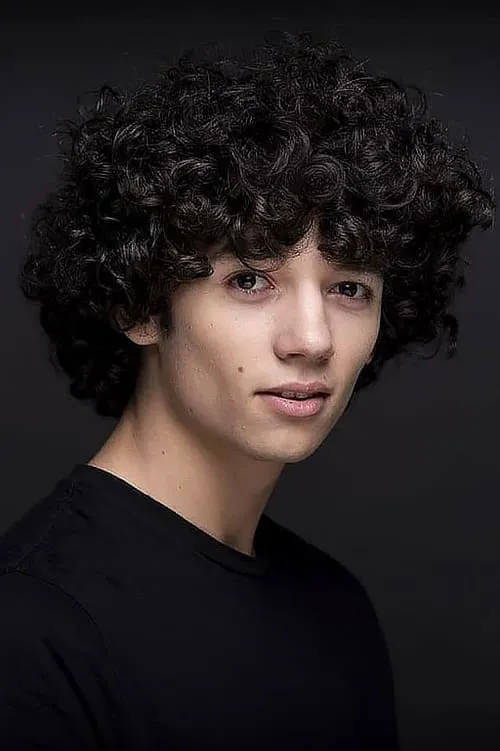 Pablo Scapigliati interpretando a Unai