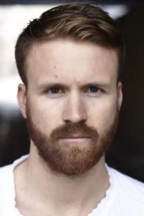 Peter Bramhill ha trabajado con Paddy Wallace en 1 ocasiones