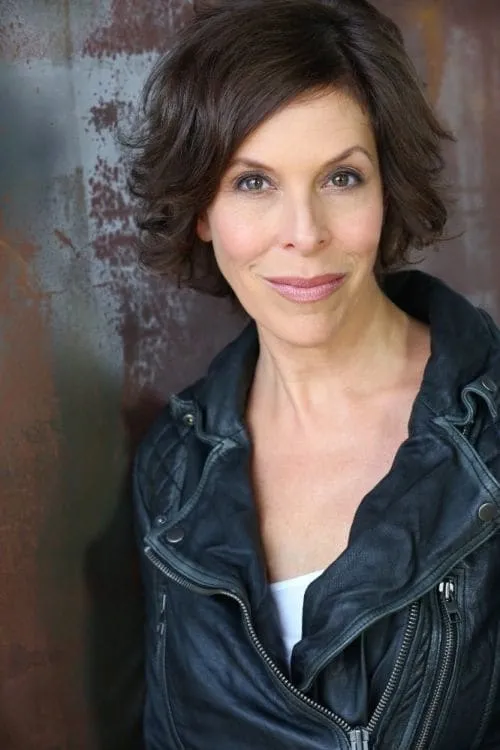 Julie Clark ha trabajado con Paige Morrow Kimball en 1 ocasiones