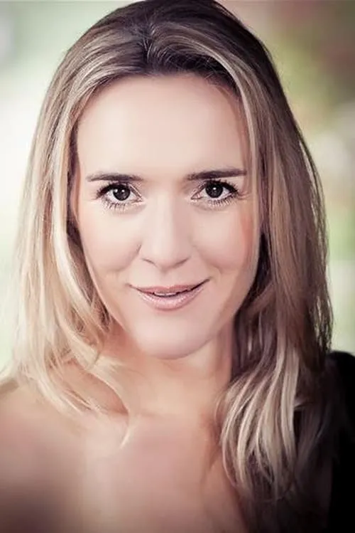 Ben Porter ha trabajado con Pandora Clifford en 1 ocasiones