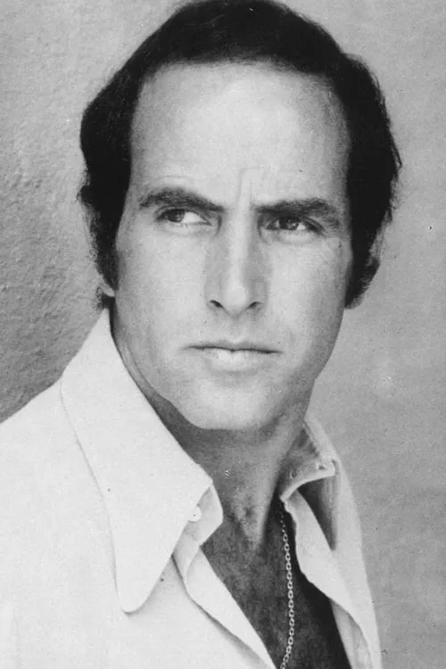 Ernest Van-Mohr ha trabajado con Paolo Casella en 1 ocasiones