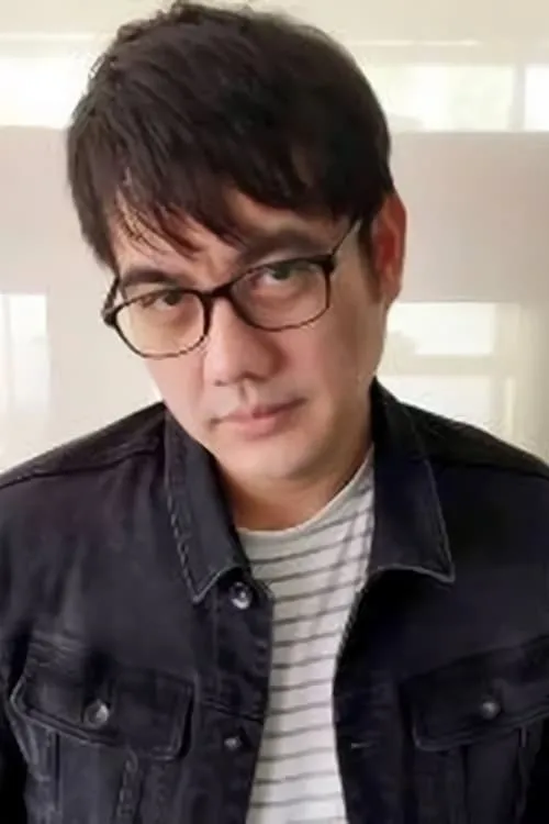 ????? ?????????? ha trabajado con Paradorn Vesurai en 1 ocasiones