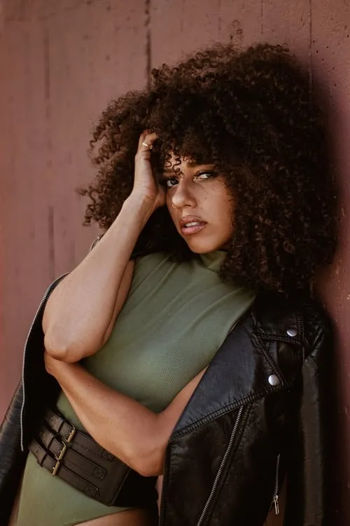 Phillip-Charlie Daniell ha trabajado con Paris Nicole en 1 ocasiones