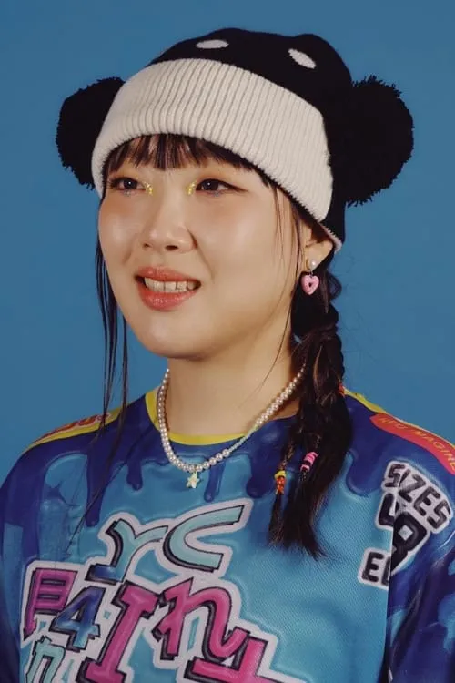 Park Moon-chi — personaje: Herself