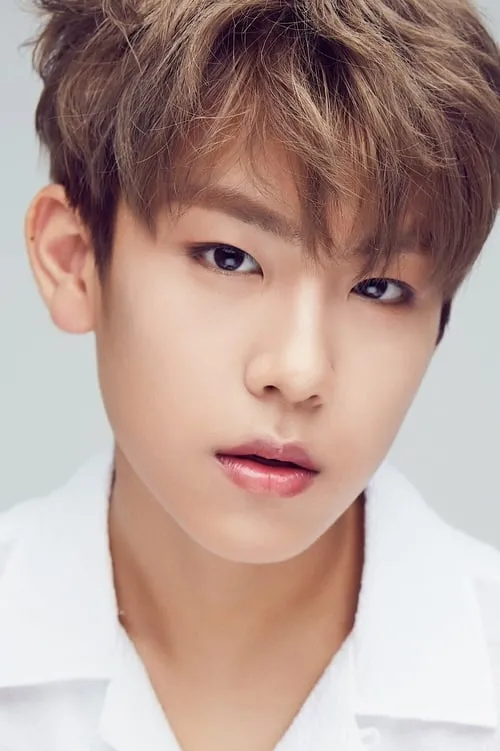 Park Woo-jin — personaje: Self (Woojin)