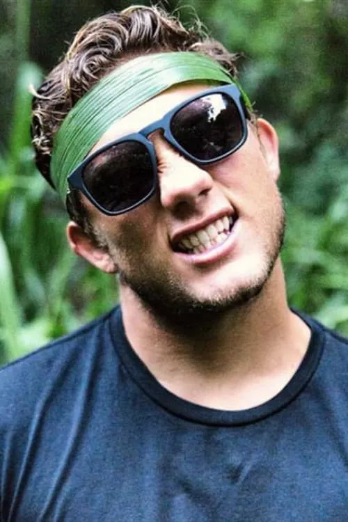 Parker Coffin interpretando a Himself